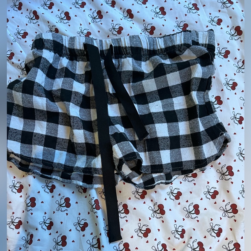 Plaid Black and White Women's Shorts
